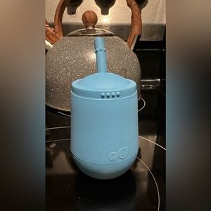 EZPZ Mini Cup & Straw- Blue